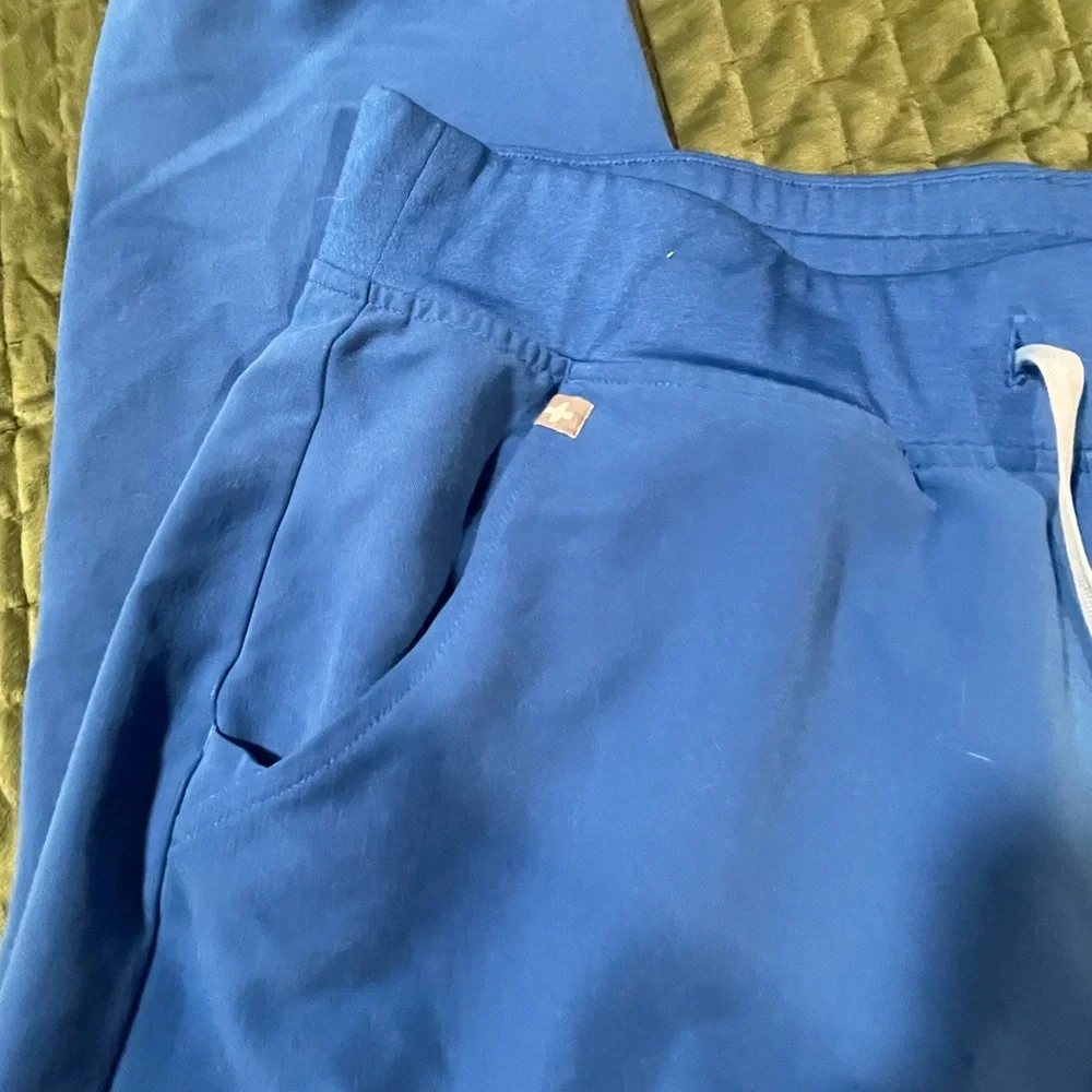 Figs Technical Collection blue‎ jogger scrubs size large